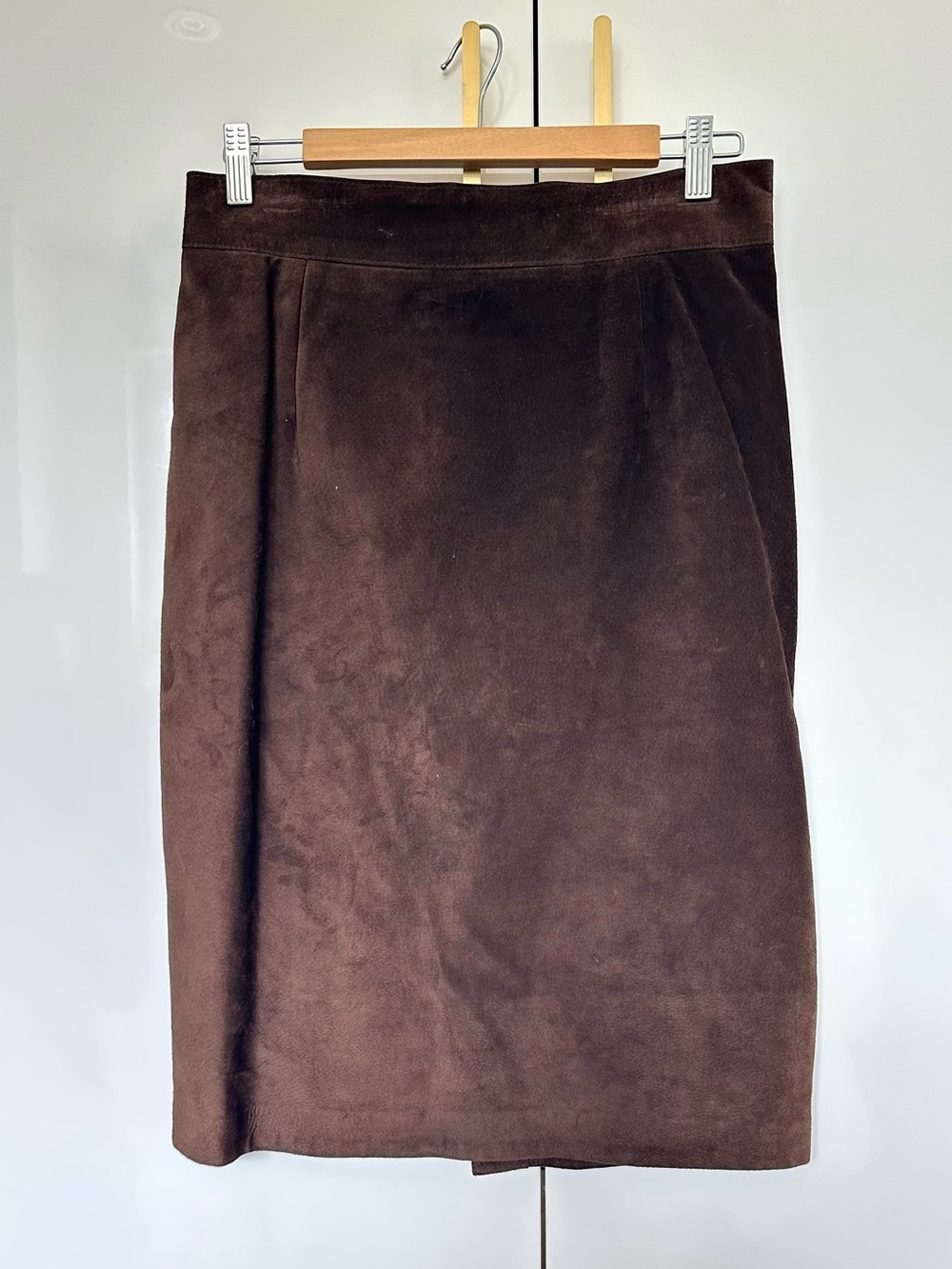 Danier Leather brown suede skirt XL